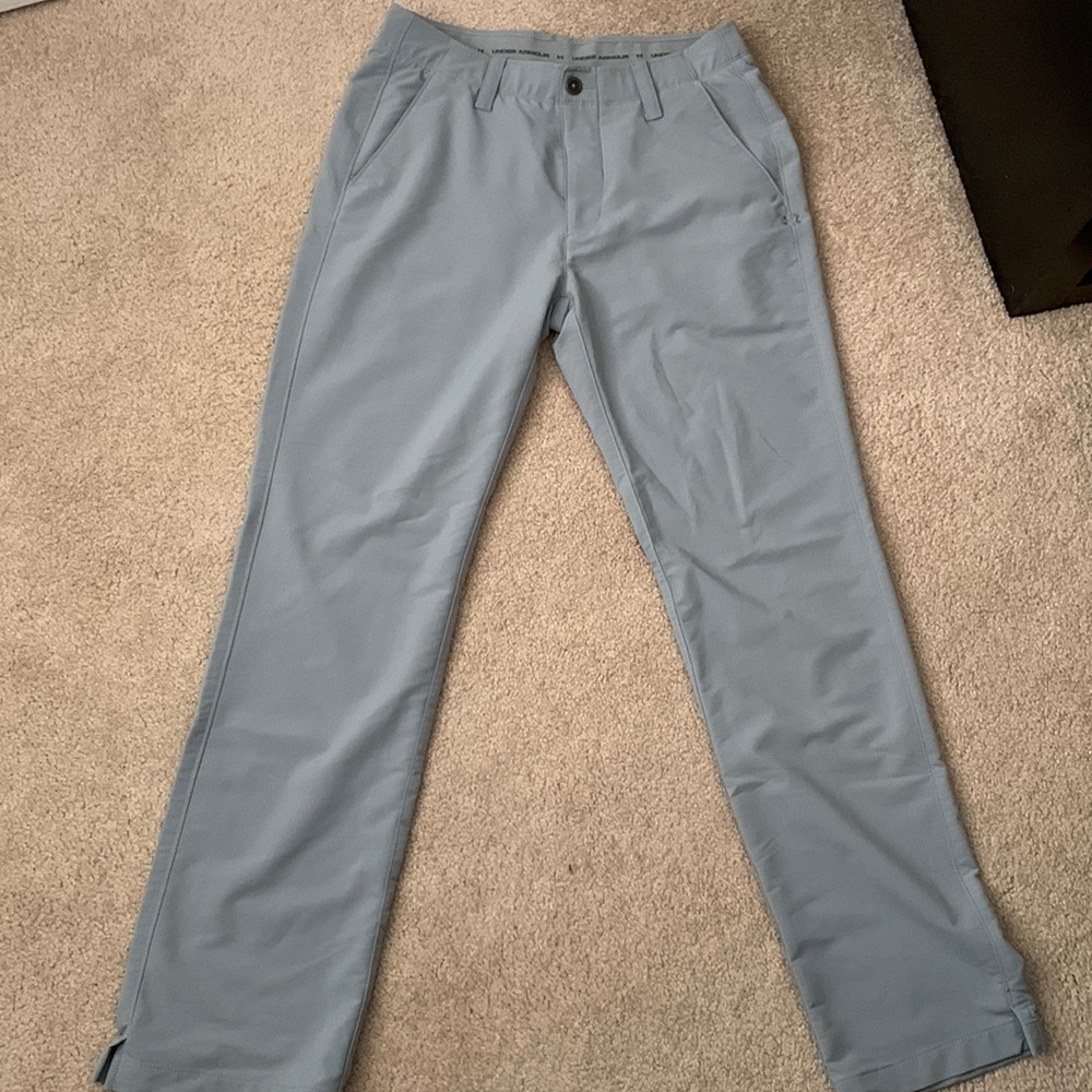 Under Armour Men’s Gray Tapered Pants Size: 30x32
